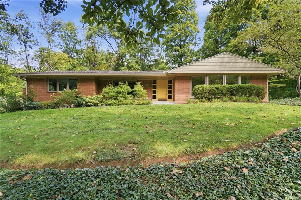 751 Laurelwood Property Photo 1
