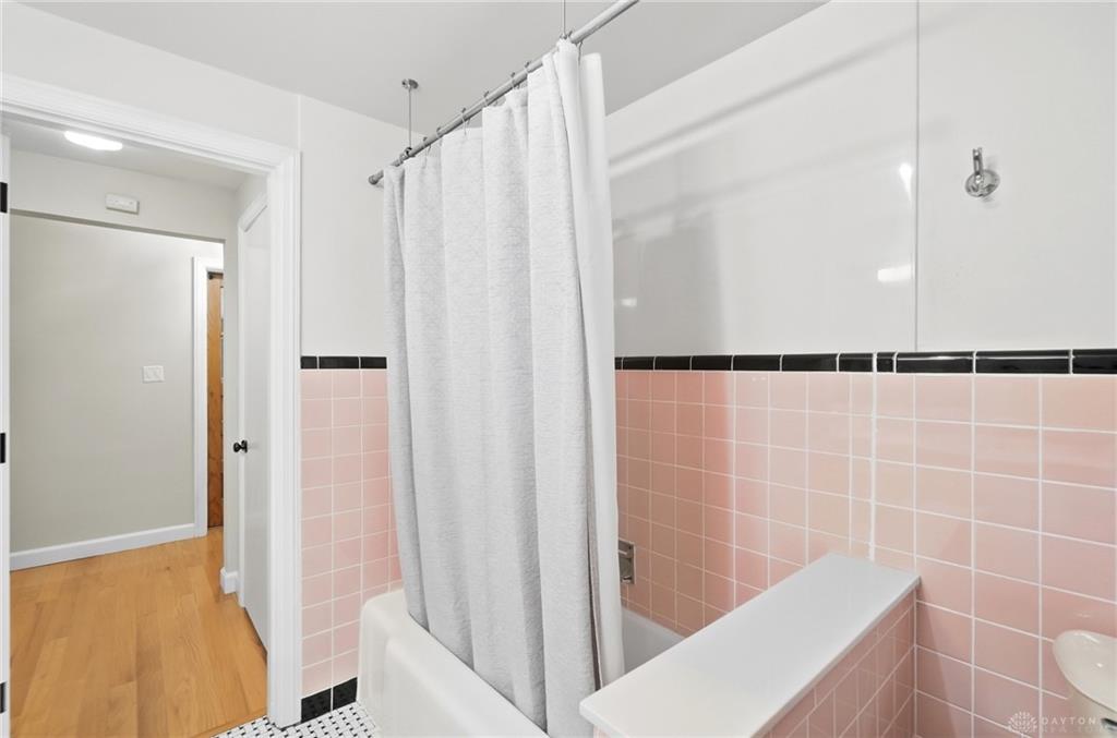751 Laurelwood Property Photo 34