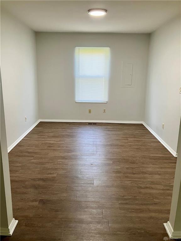 8711 Watergate Property Photo 3