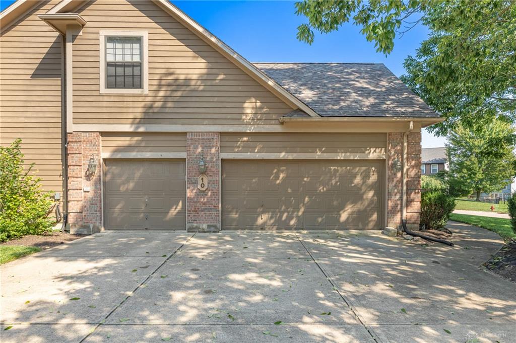 10 Stonebrook Property Photo 7