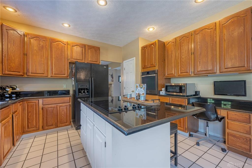 10 Stonebrook Property Photo 36
