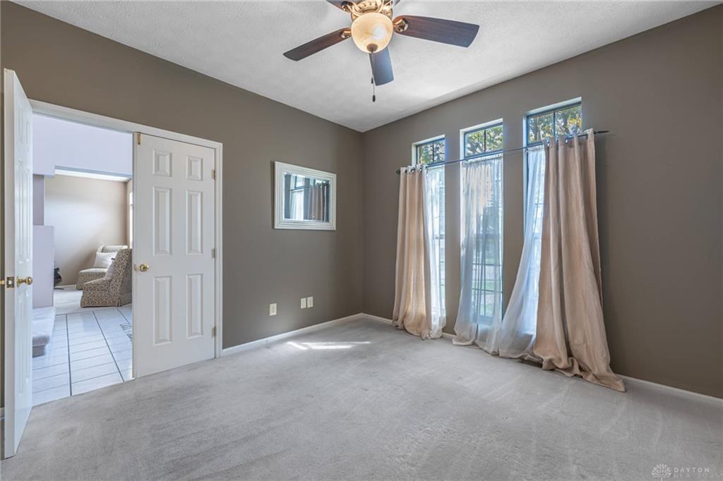 10 Stonebrook Property Photo 39