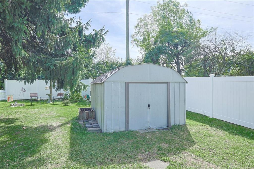 188 Willis Property Photo 28