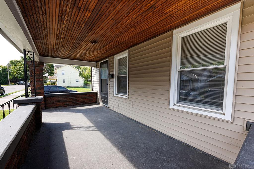 65 Gramont Property Photo 3