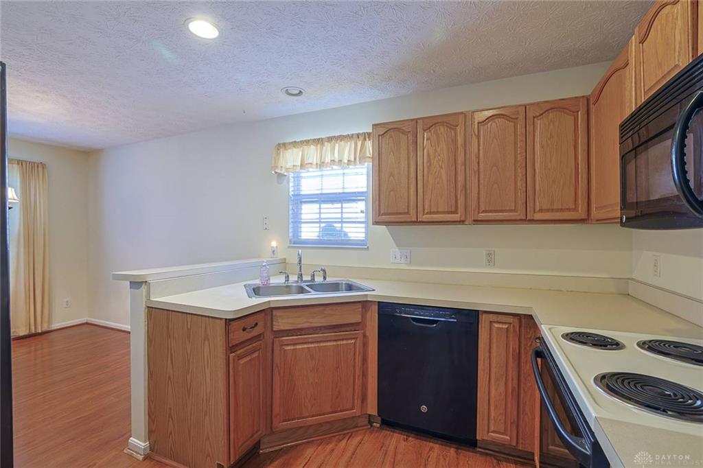 1019 Weeping Willow Property Photo 13