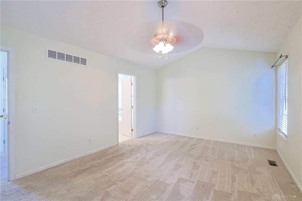 1019 Weeping Willow Property Photo 15