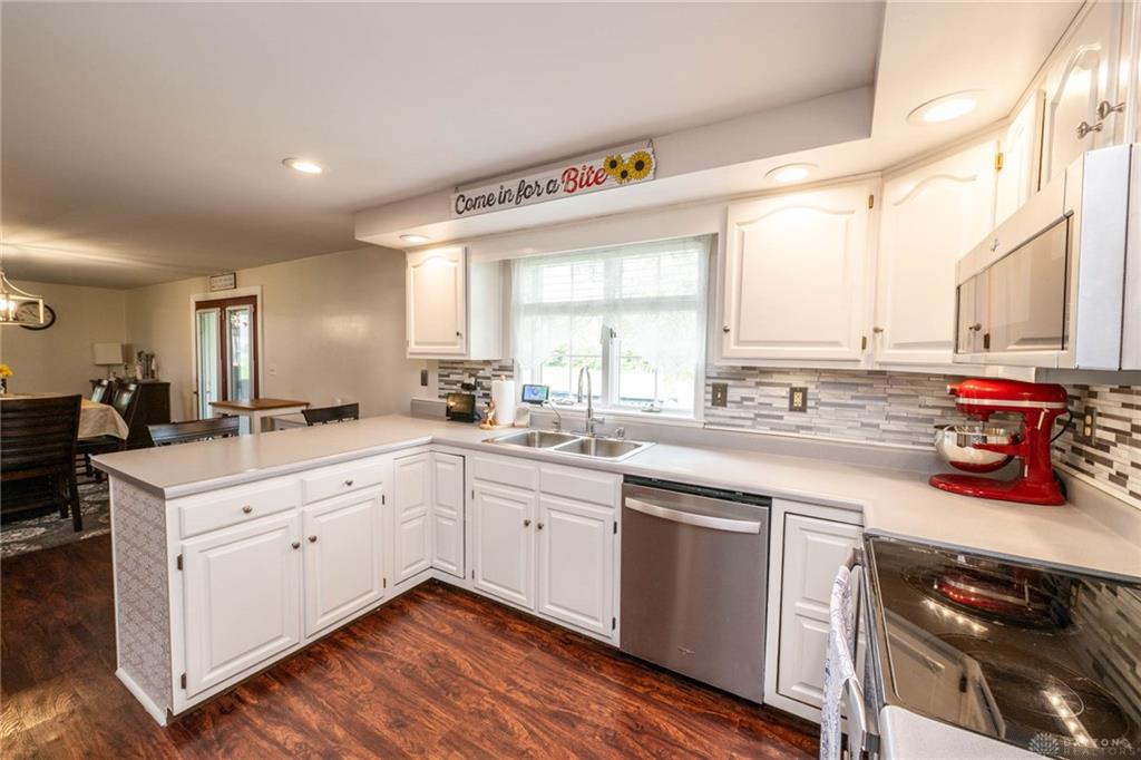 2079 Gordon Property Photo 16