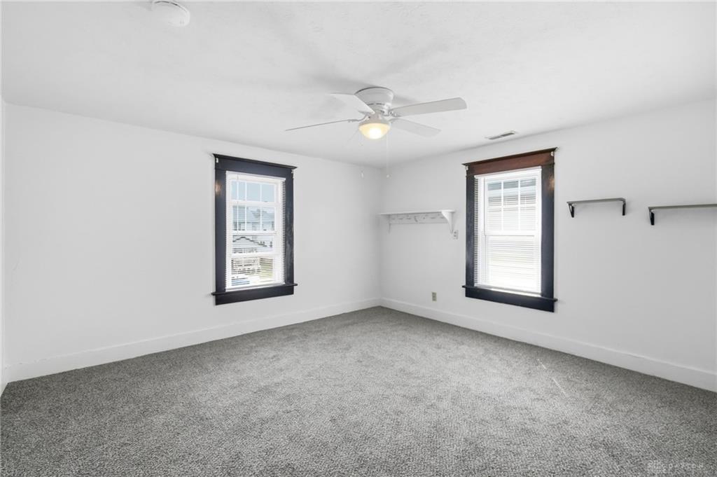 719 N Belmont Property Photo 17