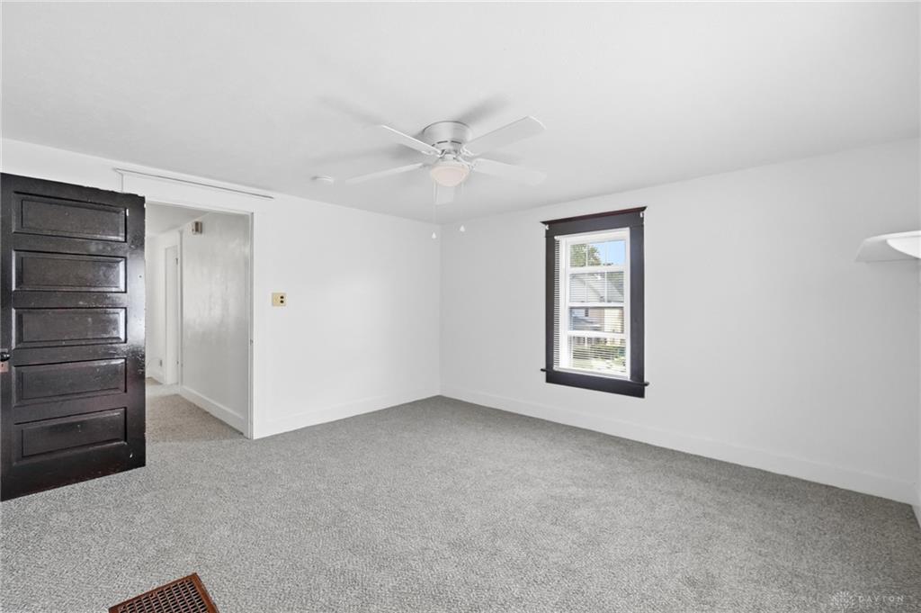 719 N Belmont Property Photo 18
