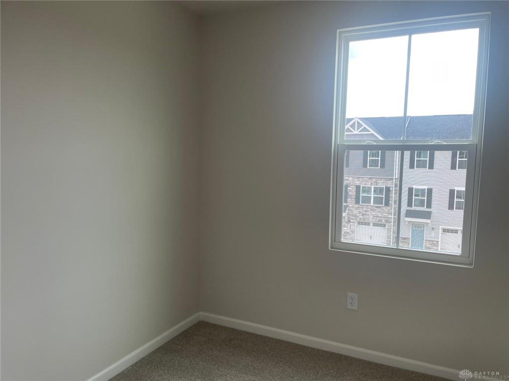 4031 Hemlock Property Photo 27