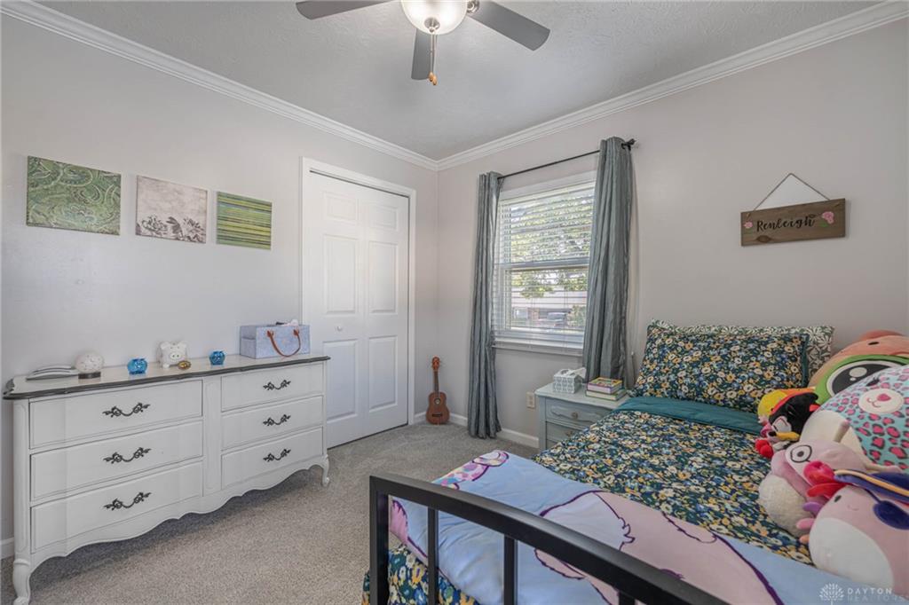 270 Evergreen Property Photo 36