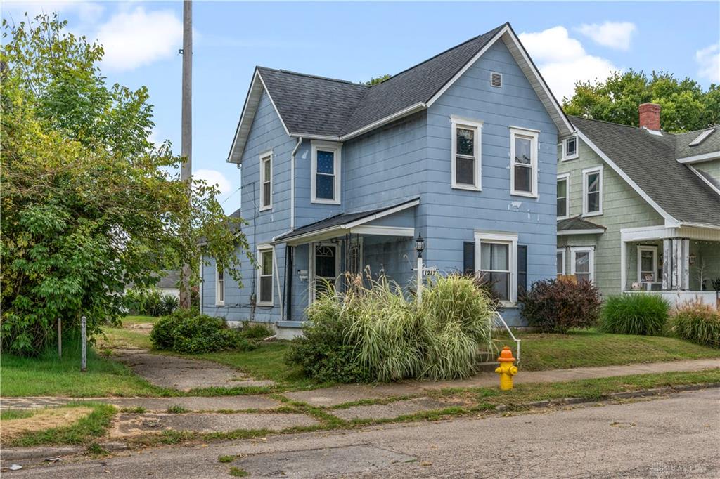 1217 W Mulberry