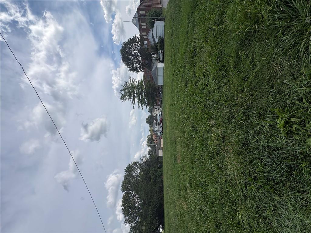 240 E Main Property Photo 4