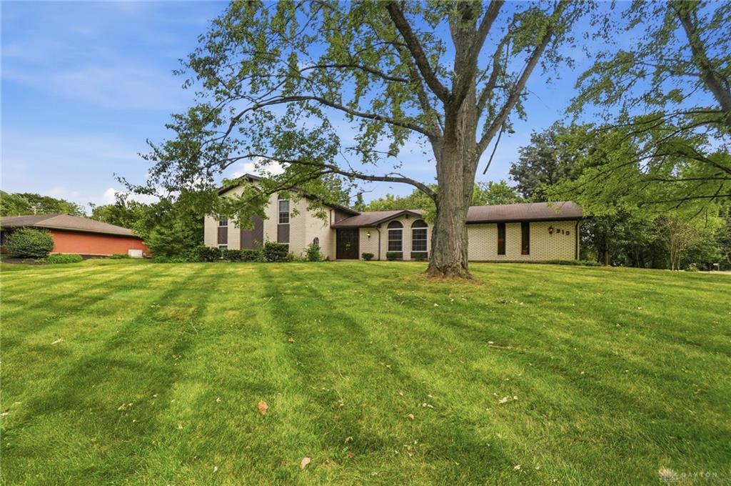 910 Sunnycreek Property Photo 5
