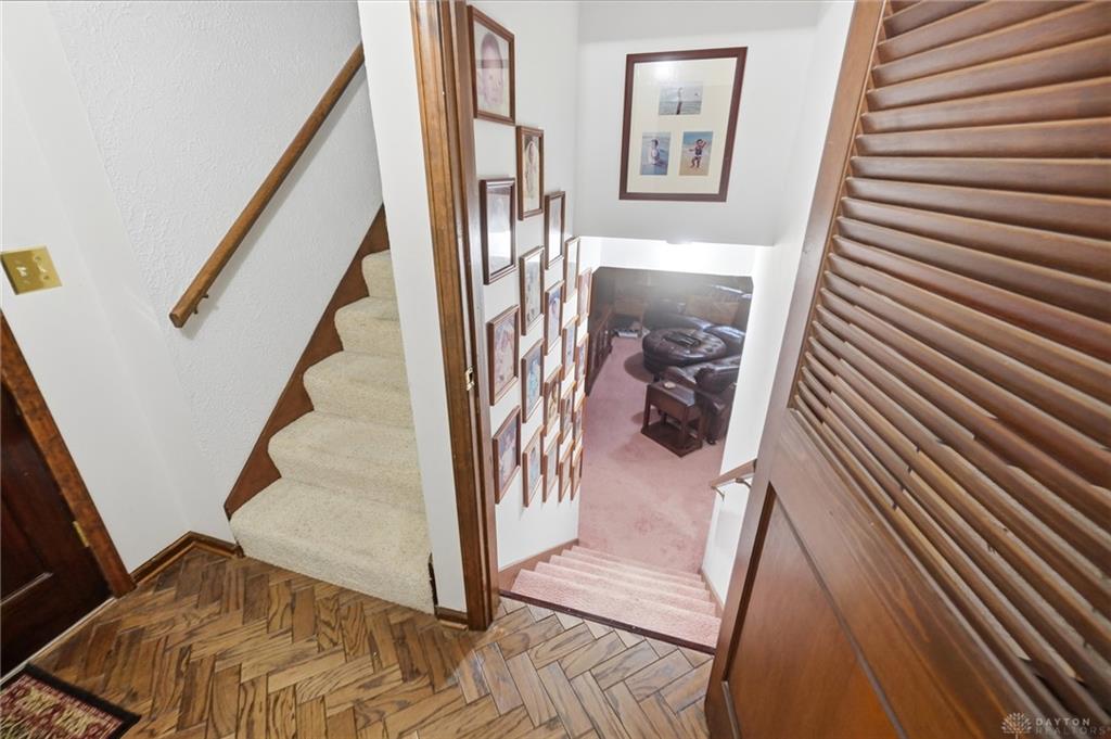 910 Sunnycreek Property Photo 44