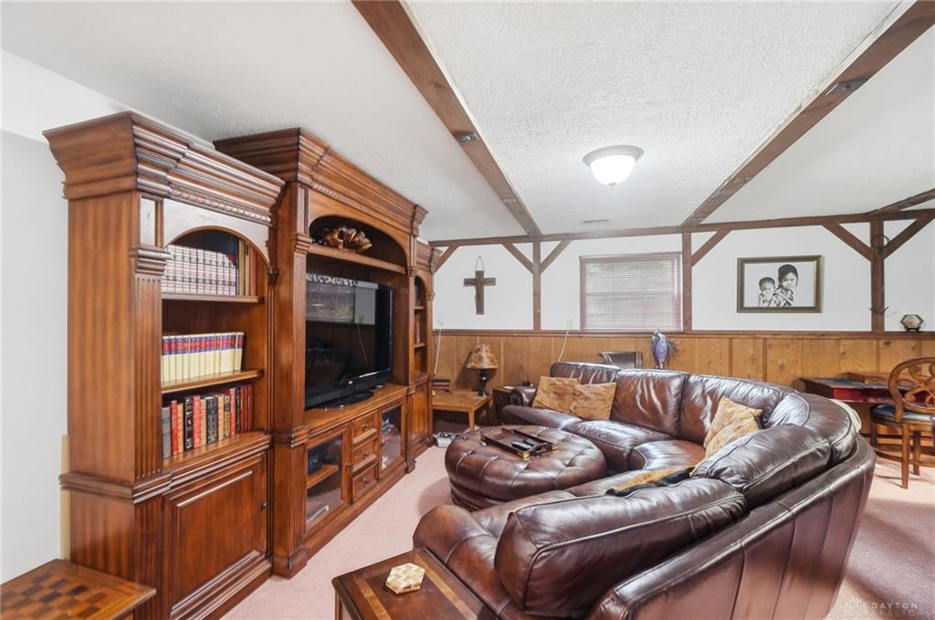 910 Sunnycreek Property Photo 45