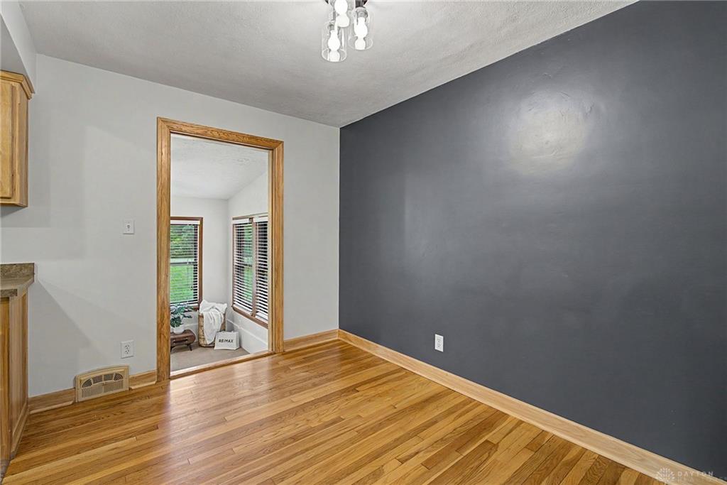 345 Ginghamsburg Property Photo 10