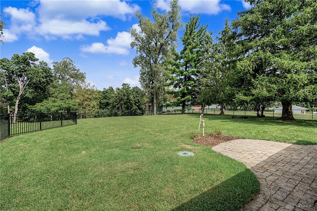 345 Ginghamsburg Property Photo 38