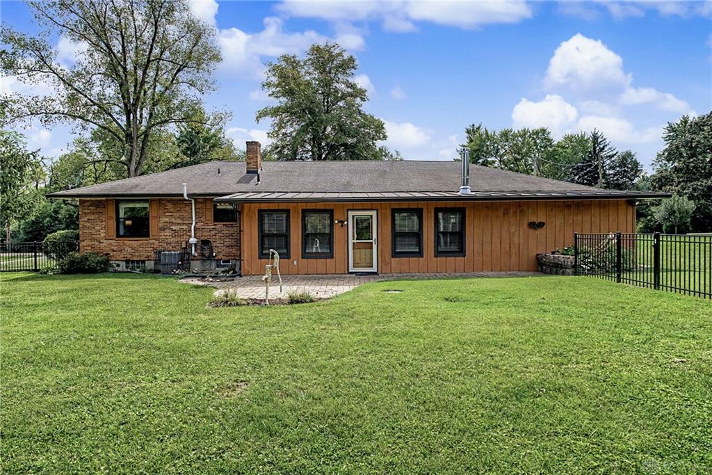 345 Ginghamsburg Property Photo 40