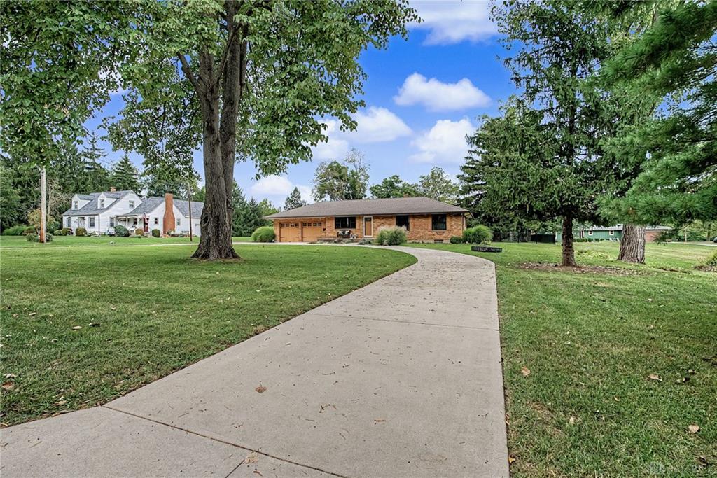 345 Ginghamsburg Property Photo 49