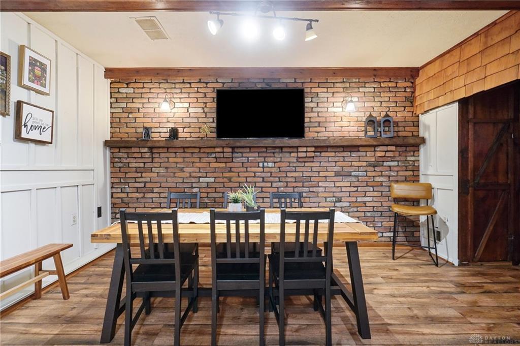 3230 Glouster Property Photo 26