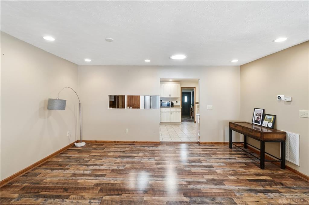 3230 Glouster Property Photo 42
