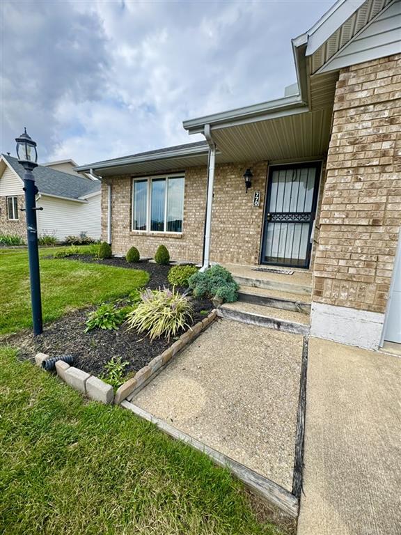 770 Berkshire Property Photo 6