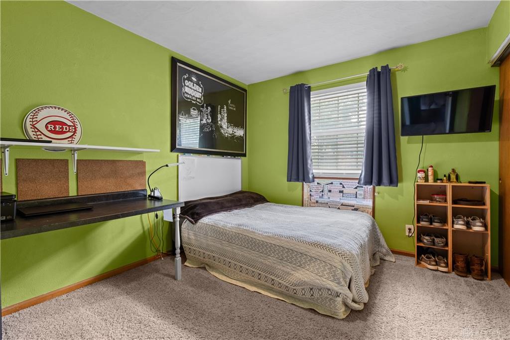 345 Harpwood Property Photo 19