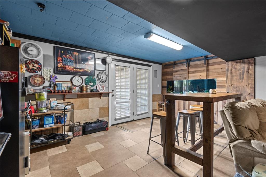 345 Harpwood Property Photo 26