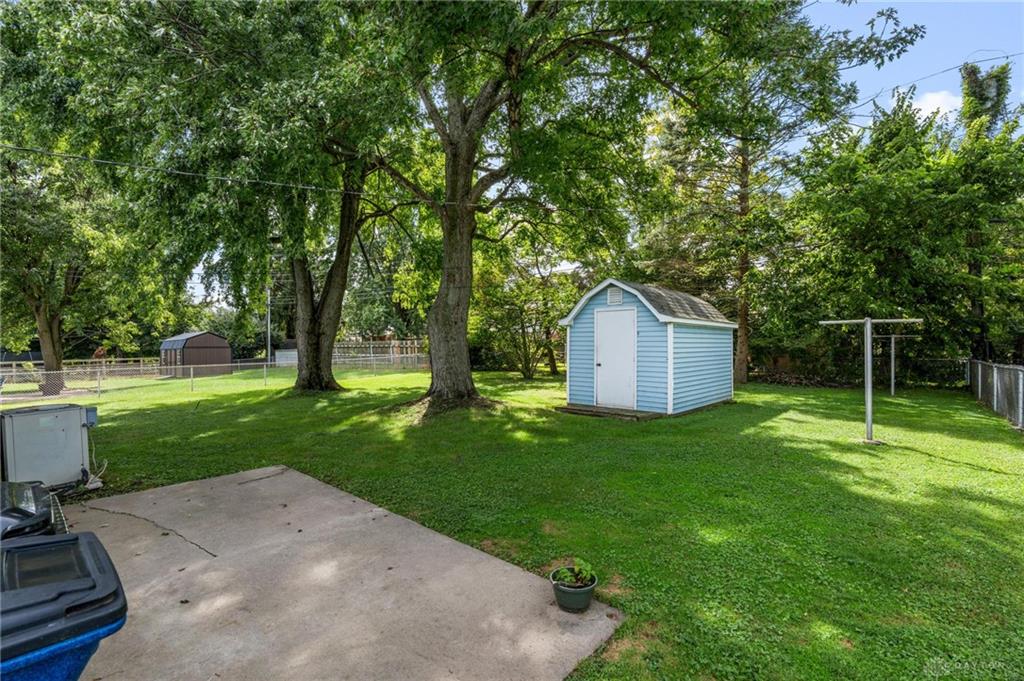 731 Crestview Property Photo 5