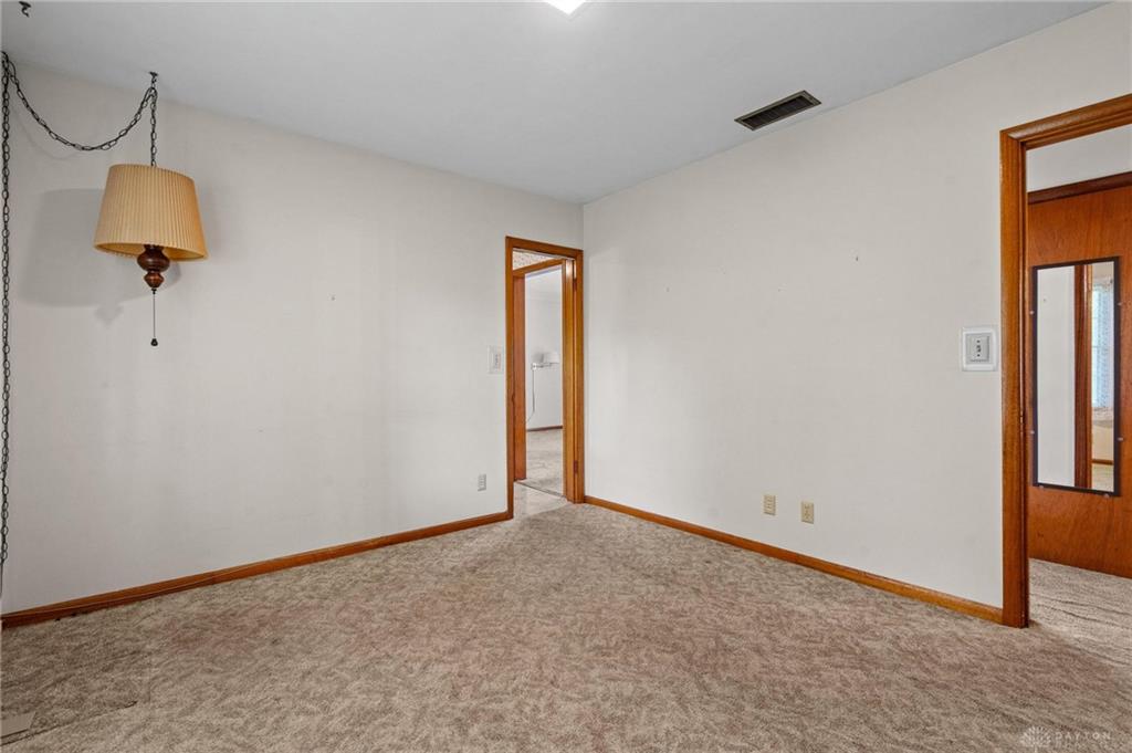 731 Crestview Property Photo 24