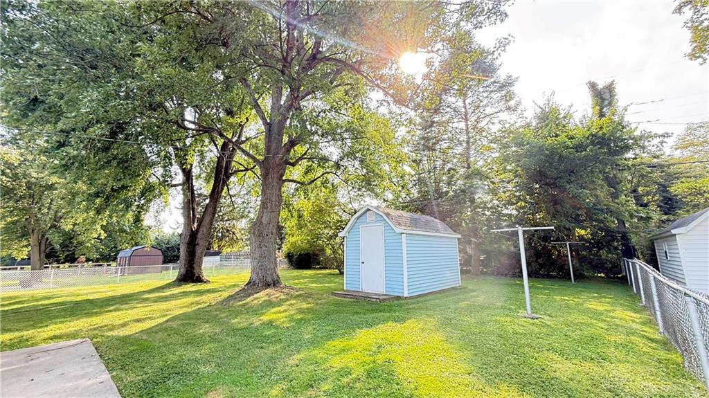 731 Crestview Property Photo 36