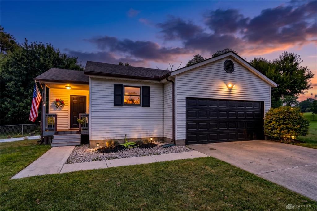 19 Edmon Property Photo 1