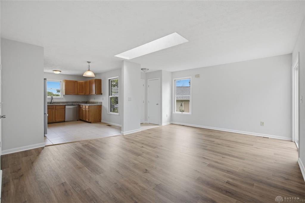 19 Edmon Property Photo 11