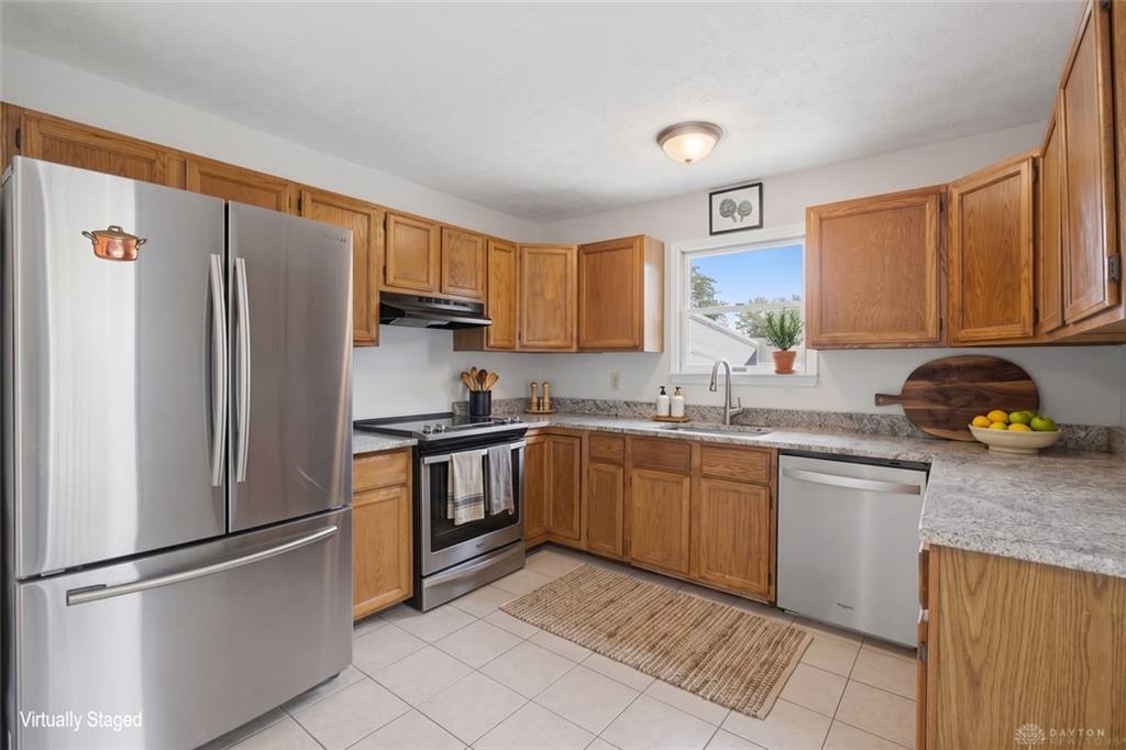 19 Edmon Property Photo 13