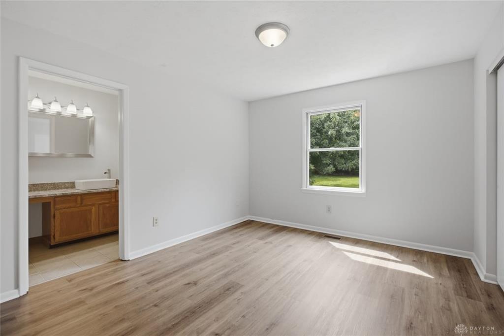 19 Edmon Property Photo 22