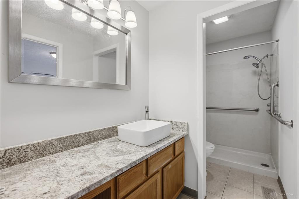 19 Edmon Property Photo 24