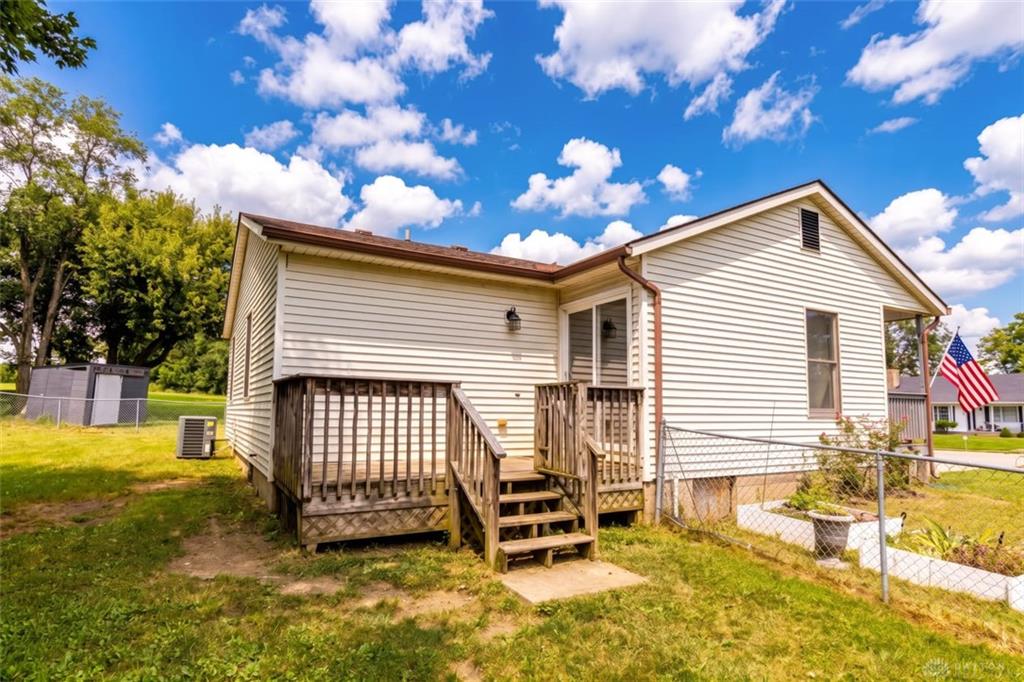 19 Edmon Property Photo 31