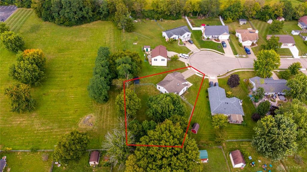 19 Edmon Property Photo 37