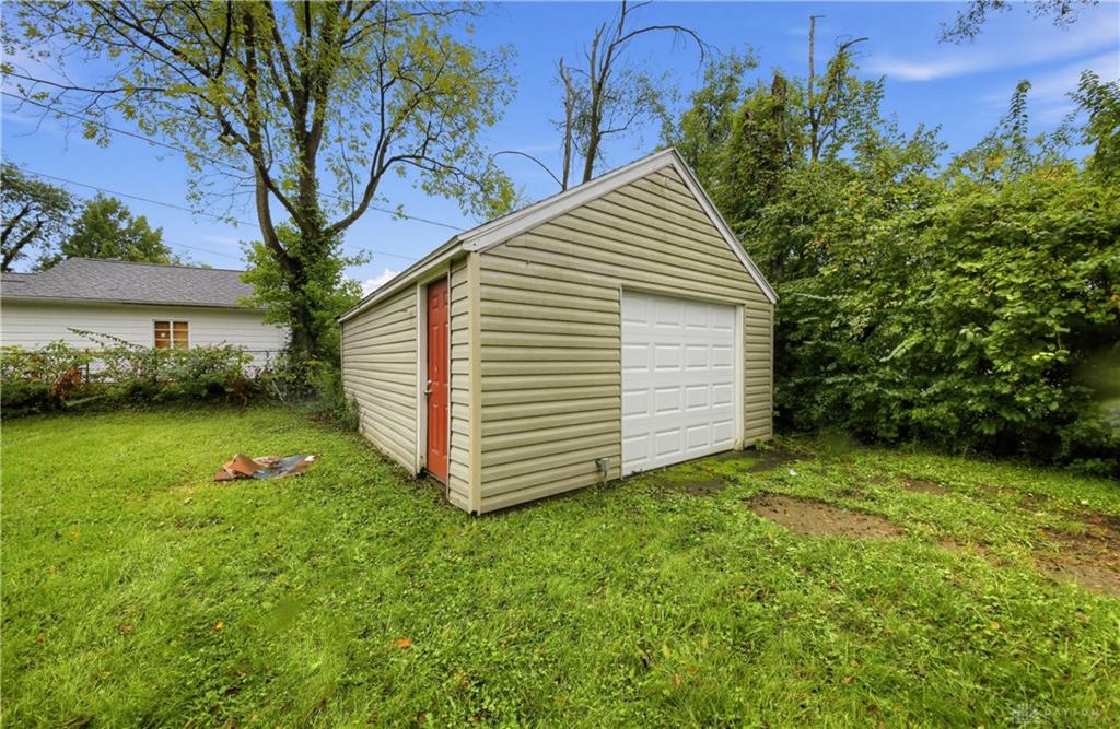 4490 Gatewood Property Photo 3