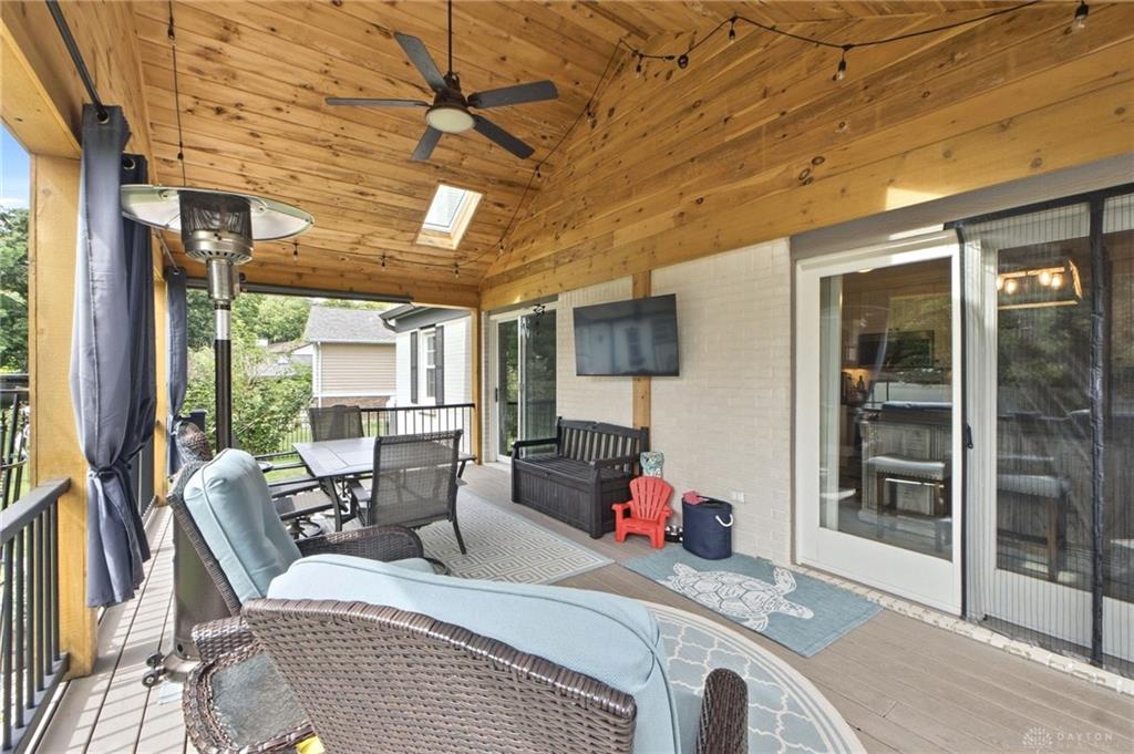 9267 N Creek Property Photo 46