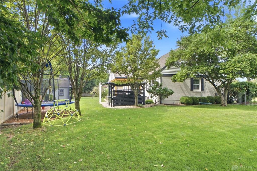 9267 N Creek Property Photo 53