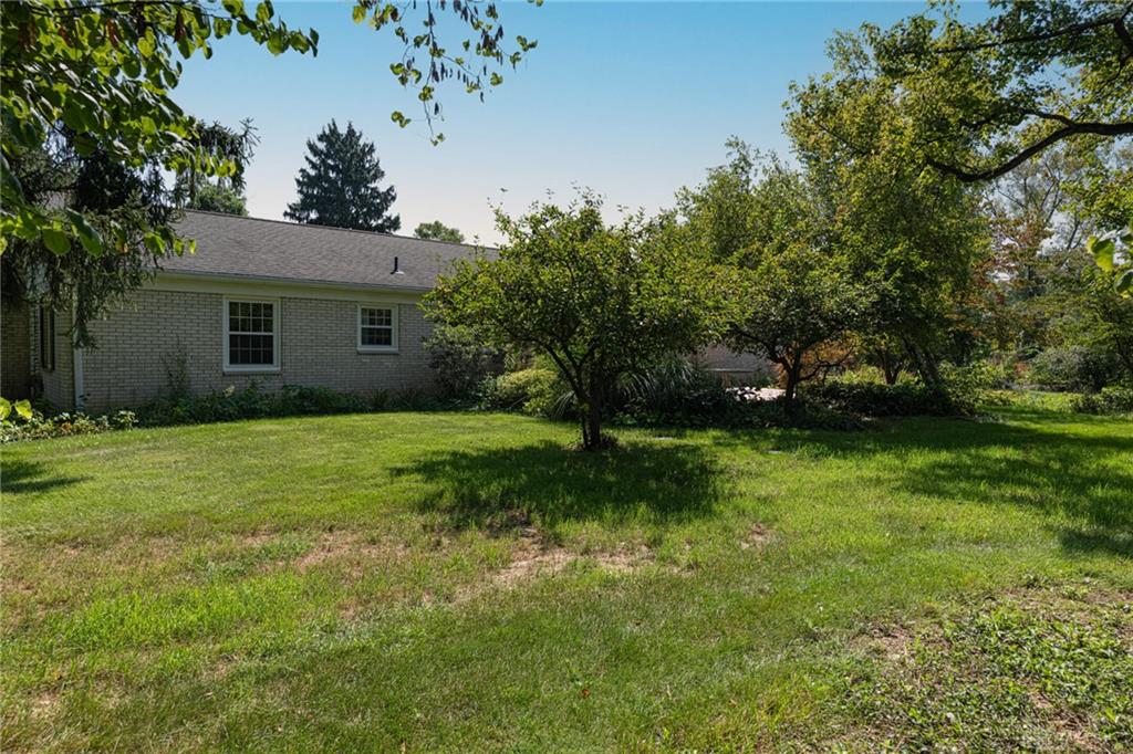1553 Red Oak Property Photo 37