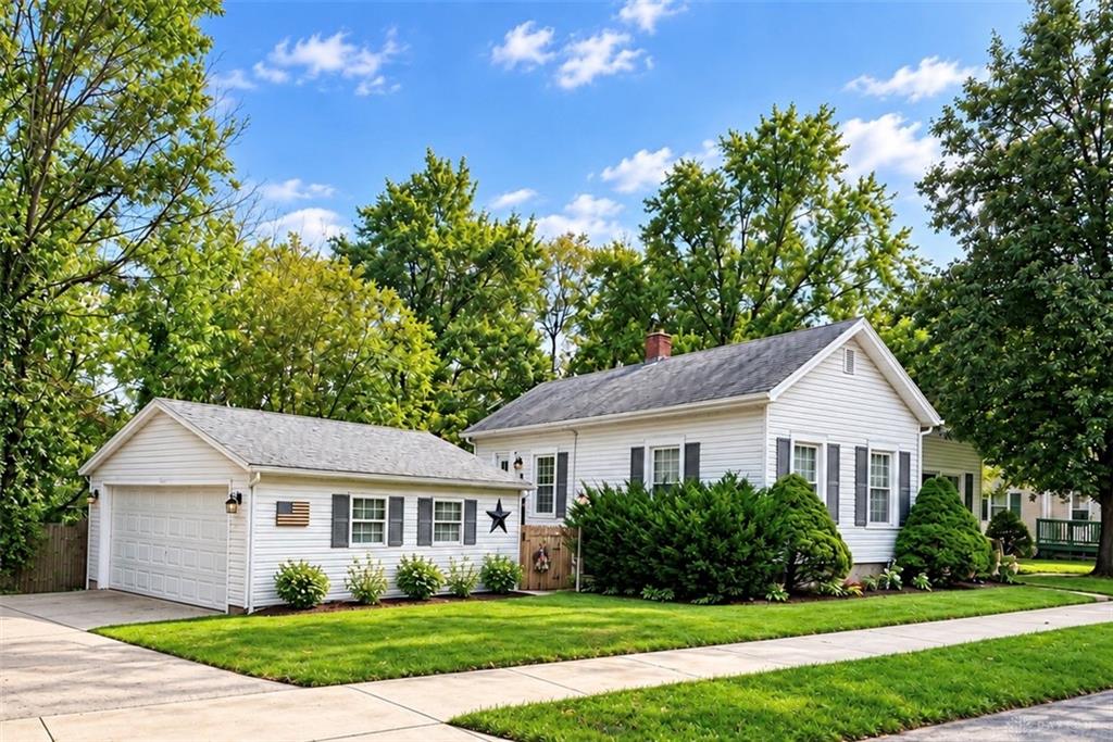 175 Home Property Photo 3