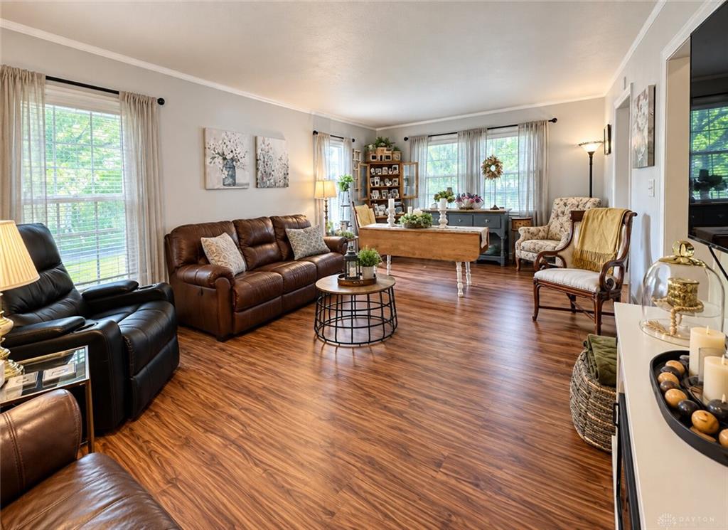 175 Home Property Photo 6