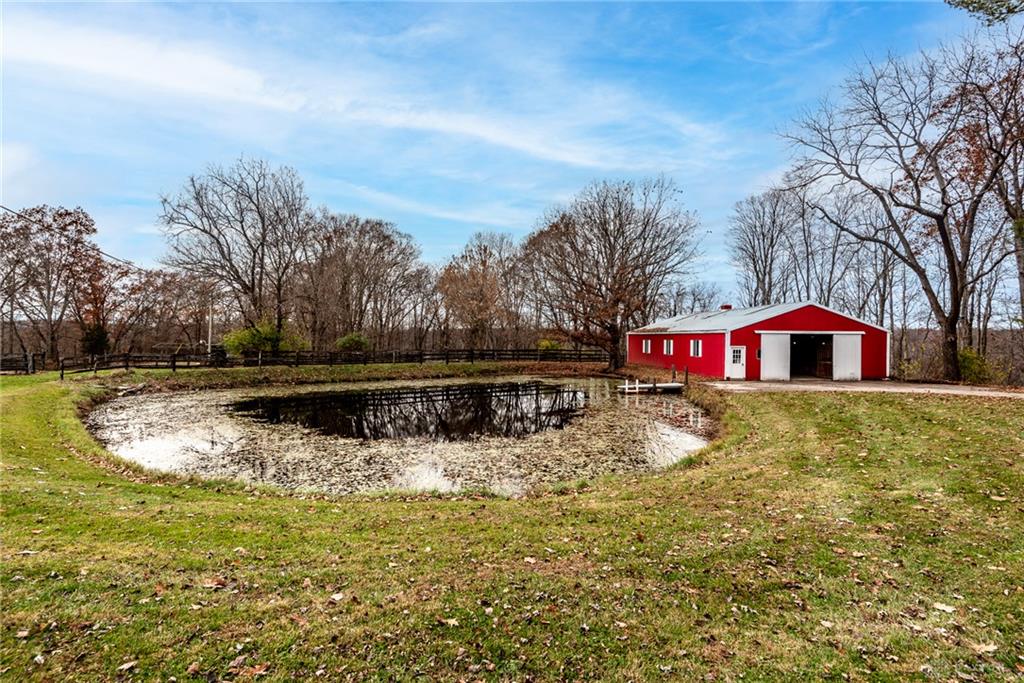 5654 Wilmington Property Photo 3