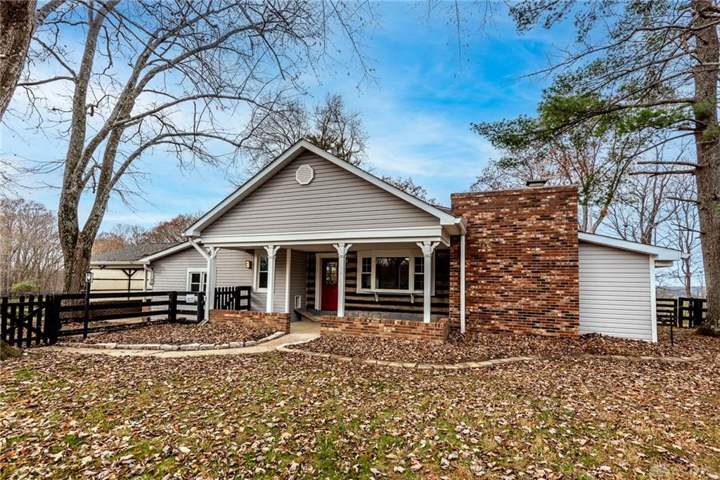 5654 Wilmington Property Photo 5