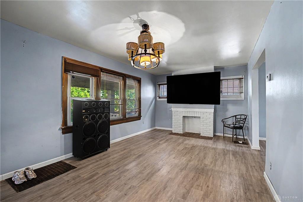 46 Pointview Property Photo 8