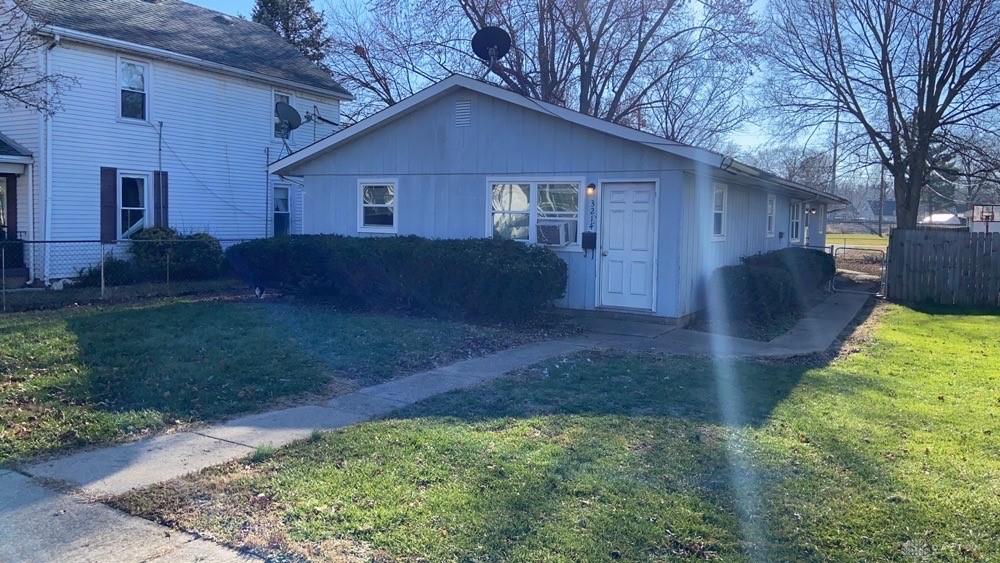 3214 Illinois Property Photo 1