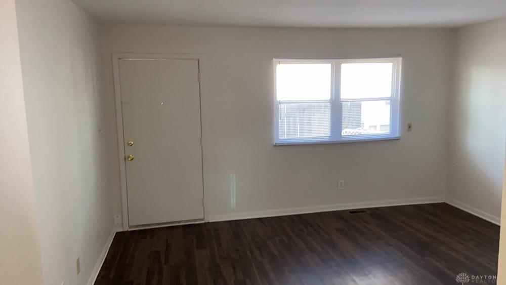 3214 Illinois Property Photo 9